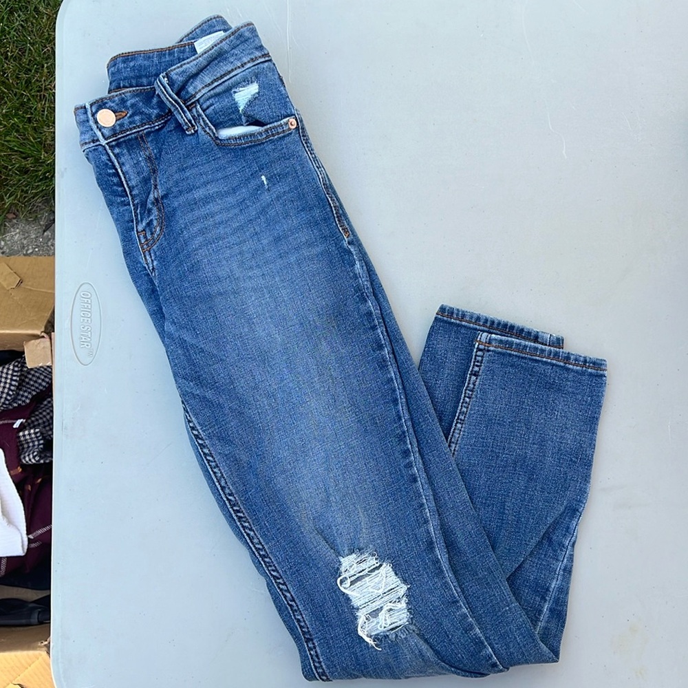 Old Navy Rockstar Super Skinny Jeans